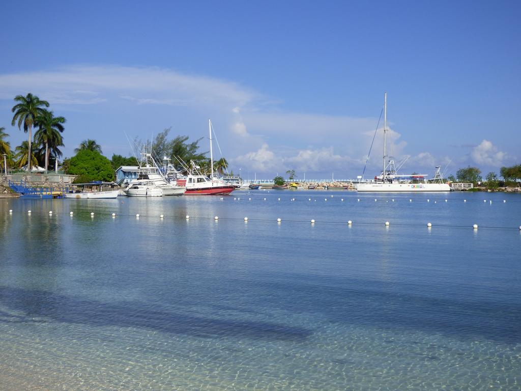 Beach Studio 10 Ocho Rios Buitenkant foto