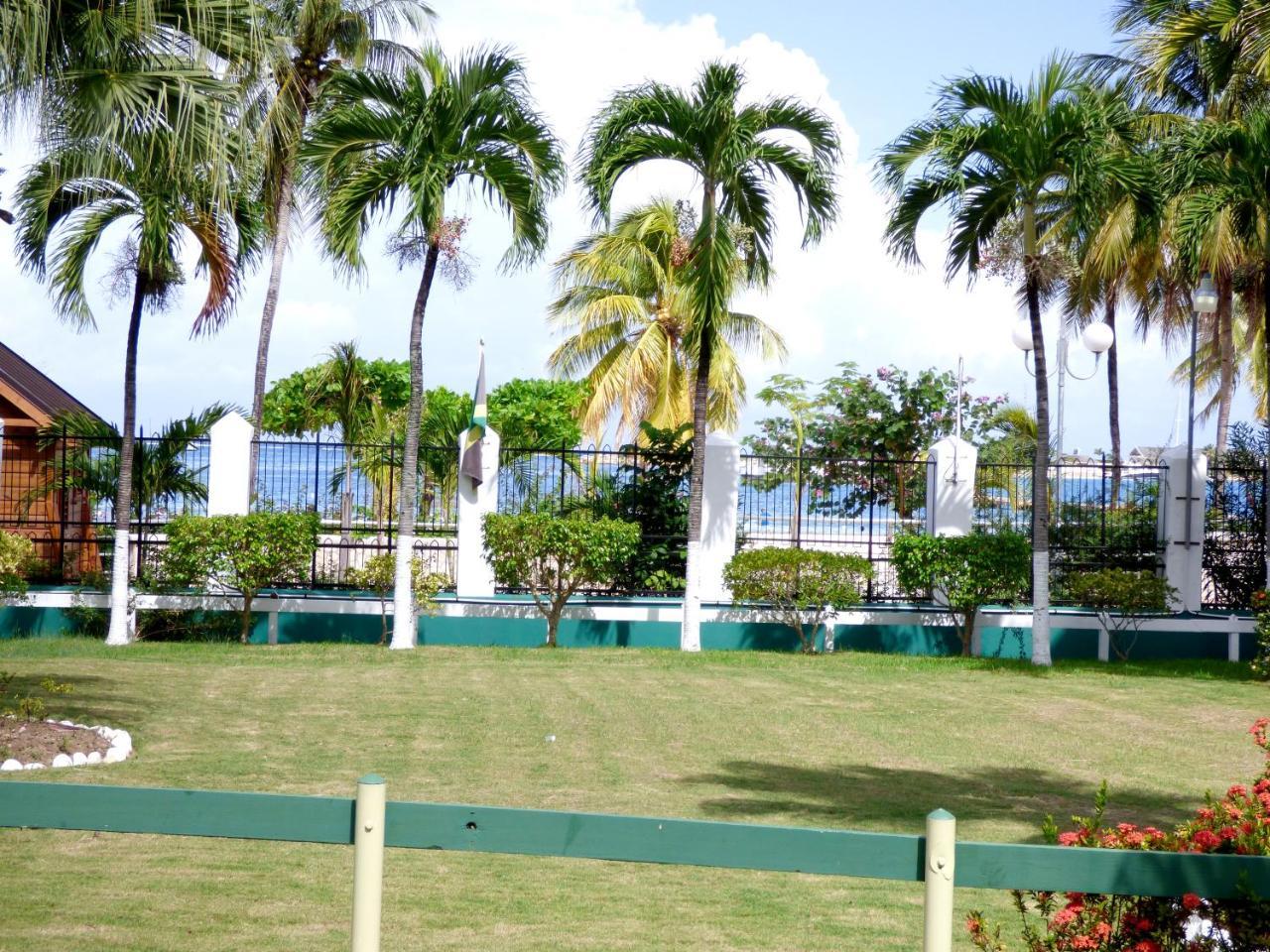 Beach Studio 10 Ocho Rios Buitenkant foto